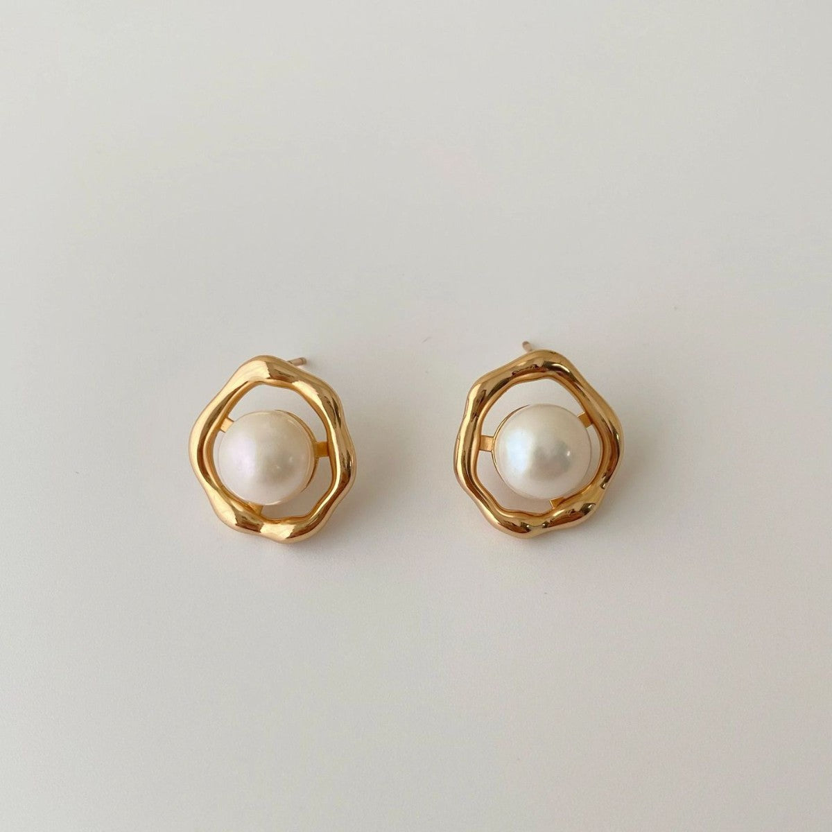 Pearl White Danisi Gold Flake Set