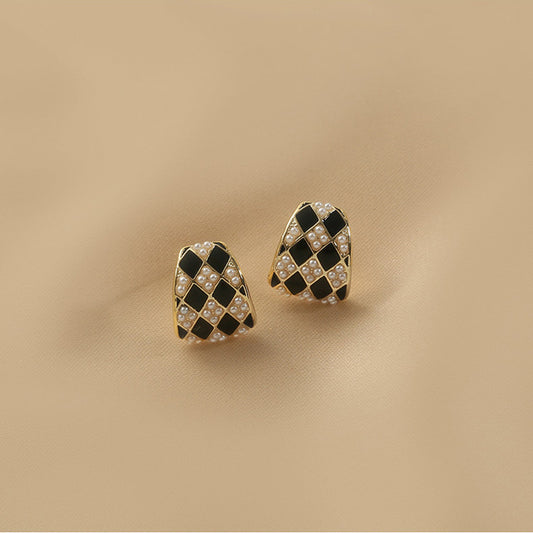 Pearl White Diamond Check Studs