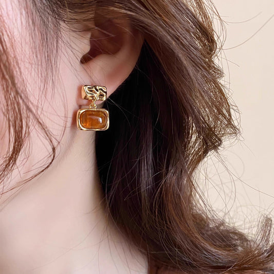 Vintage Rose Maillard Amber Luxe Hoops 2026